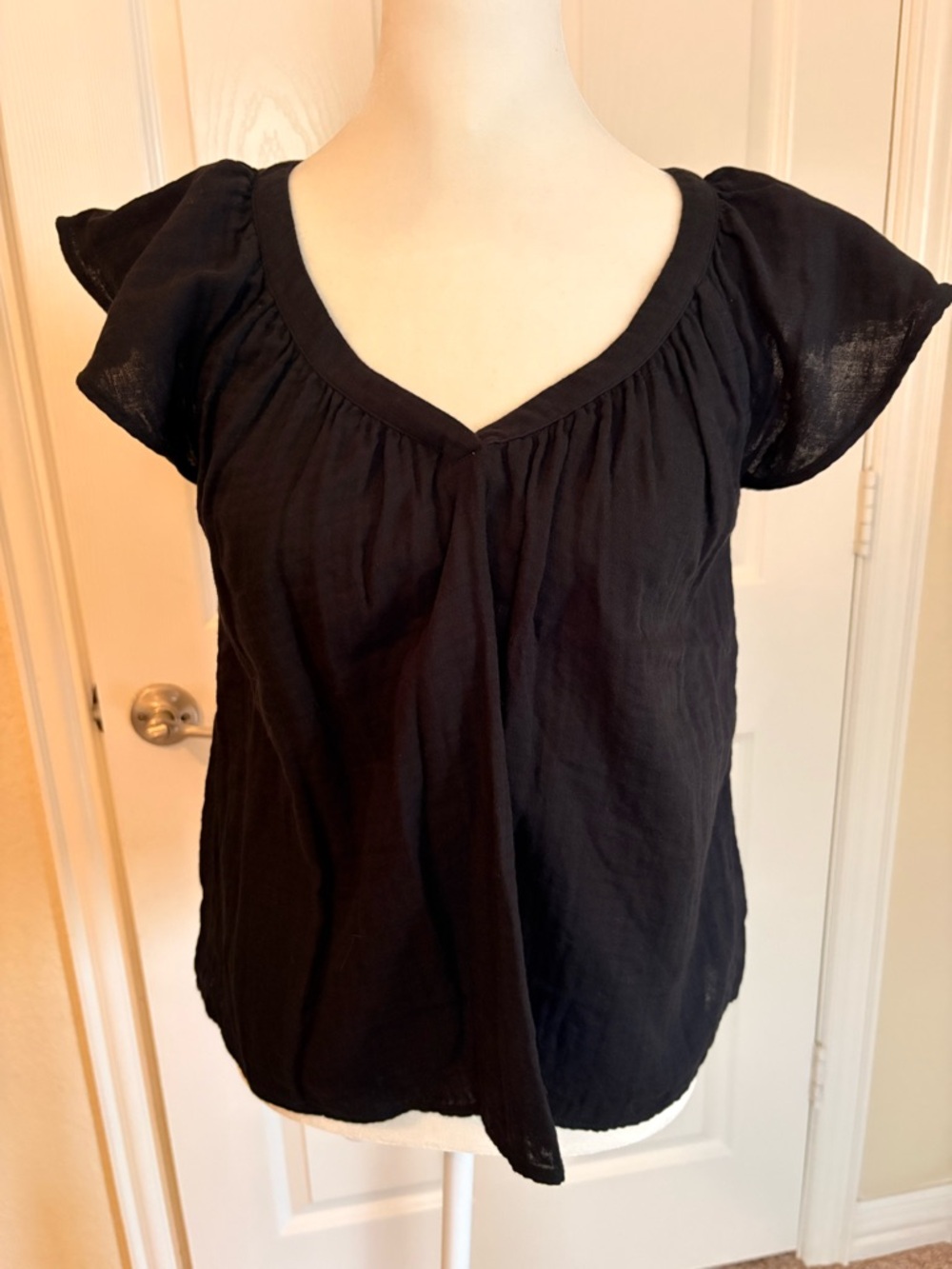 Old Navy Black Flutter Sleeve V-Neck Blouse
